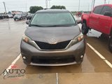 Used 2013 Toyota Sienna SE image 3