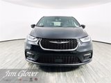New 2025 Chrysler Pacifica Select image 2