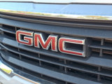 Used 2022 GMC Terrain SLE image 5