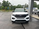 Used 2021 Ford Explorer XLT w/ Equipment Group 202A image 3
