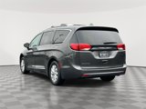 Used 2018 Chrysler Pacifica Touring-L image 3