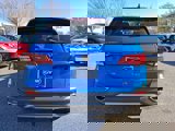Certified 2022 Volkswagen Taos SE image 5