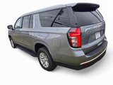 Used 2023 Chevrolet Suburban LT image 3