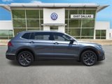 Certified 2022 Volkswagen Tiguan SE w/ Panoramic Sunroof Package image 2