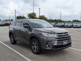 Used 2017 Toyota Highlander Plus image 3