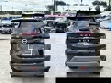 Used 2021 Nissan Rogue SV image 4