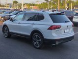Used 2018 Volkswagen Tiguan SEL w/ 3rd Row Seat Package image 3