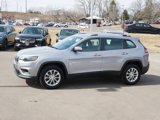 Used 2019 Jeep Cherokee Latitude image 3