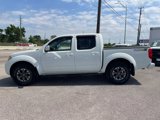 Used 2014 Nissan Frontier PRO-4X image 2