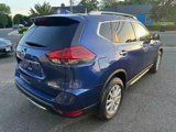 Used 2018 Nissan Rogue SV image 5