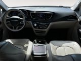 Used 2018 Chrysler Pacifica Limited w/ Tire & Wheel Group image 4