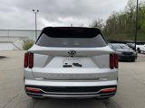 Used 2021 Kia Sorento S image 4