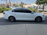 Used 2017 Volkswagen Jetta SE image 5