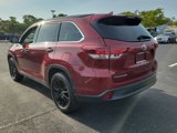 Used 2019 Toyota Highlander SE image 4