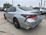 Used 2023 Toyota Camry SE image 4
