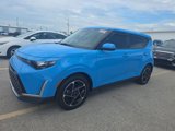 Used 2023 Kia Soul EX image 3