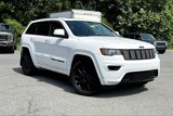 Used 2020 Jeep Grand Cherokee Altitude image 2