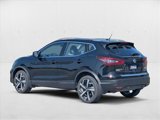 Used 2022 Nissan Rogue Sport SL image 3