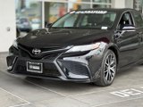 Used 2022 Toyota Camry SE image 3