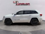 Used 2021 Jeep Grand Cherokee Laredo X image 2