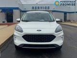 Used 2022 Ford Escape Titanium image 2