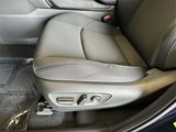 Used 2023 Toyota Venza image 3