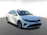 Used 2024 Kia Forte LXS image 2