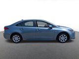Used 2020 Toyota Corolla LE image 2