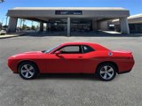 Used 2019 Dodge Challenger SXT image 2