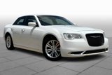 Used 2017 Chrysler 300 Limited image 2
