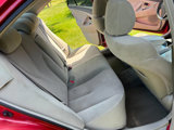 Used 2010 Toyota Camry LE image 6
