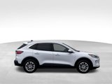 Used 2020 Ford Escape SE image 6