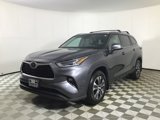 Used 2021 Toyota Highlander XLE image 3