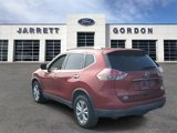 Used 2016 Nissan Rogue SV image 3