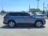 Used 2021 Volkswagen Atlas SE image 2