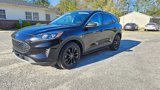 Used 2022 Ford Escape SE image 2
