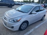 Used 2017 Hyundai Accent SE image 2