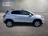 Used 2022 Chevrolet Trax LT w/ Driver Confidence Package image 3