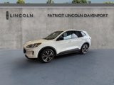 Used 2022 Ford Escape SE w/ SE Sport Appearance Package image 4