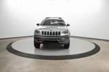 Used 2019 Jeep Cherokee Trailhawk image 3