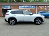 Used 2023 Nissan Rogue SV image 4