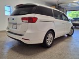 Used 2016 Kia Sedona LX w/ LX Convenience Package image 3
