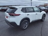 Used 2023 Nissan Rogue S image 4
