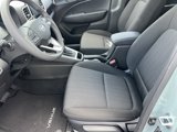 New 2025 Hyundai Venue SE image 5