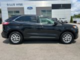 Used 2023 Ford Edge SEL image 3