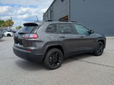 Used 2023 Jeep Cherokee Altitude Lux image 4