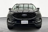 Used 2023 Ford Edge SE w/ Black Appearance Package image 3