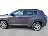 Used 2022 Jeep Compass Latitude image 3