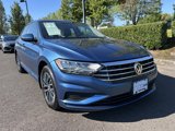 Used 2019 Volkswagen Jetta SE image 2
