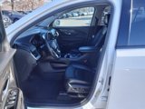 Used 2022 GMC Terrain SLT image 3